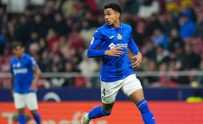 Principio de acuerdo entre Getafe y Al-Qadisiyah por el traspaso de Gastón