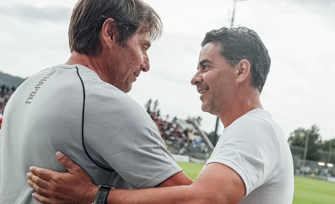 Misehouy, Krejci, Tsygankov y Solís, con problemas físicos y sin minutos contra el Napoli