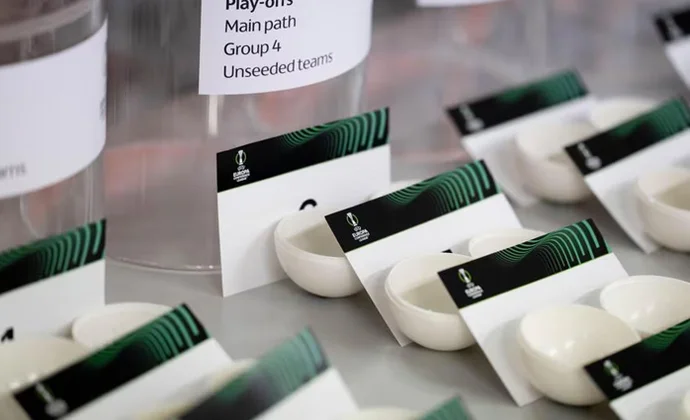 El Betis ya conoce sus dos posibles rivales para los playoffs de la Conference League