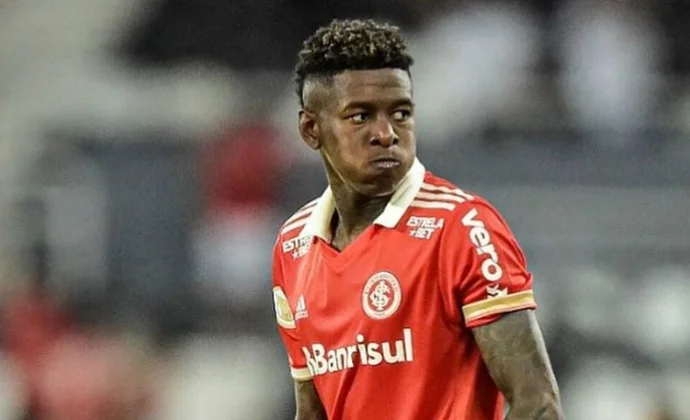 El Betis avanza en las negociaciones por el fichaje de Vitao