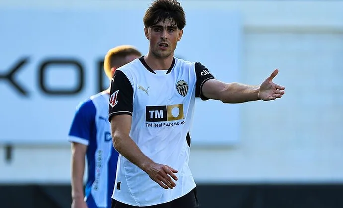 El Atlético decide también fichar a Javi Guerra y el jugador viaja a Madrid