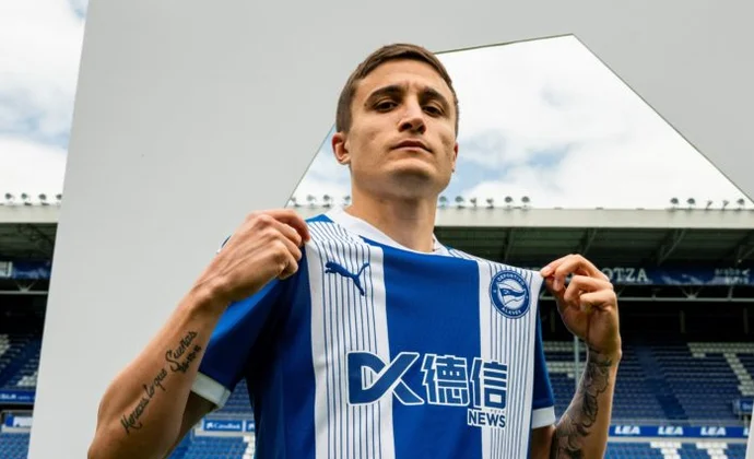 Tenaglia se pierde un tercer amistoso y Carlos Vicente vuelve a tener minutos de lateral