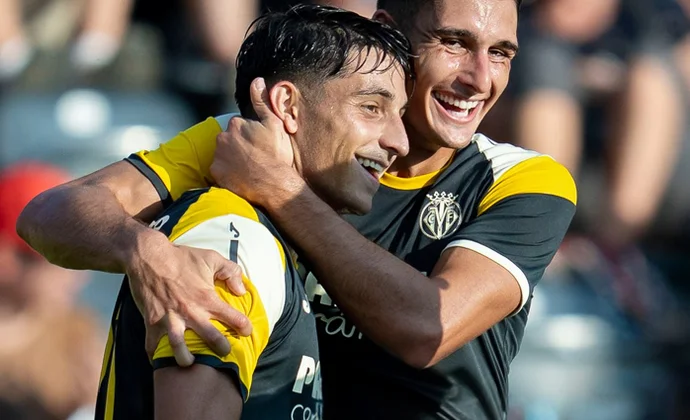 Terrats convence jugando como mediapunta y podría ser una opción para la primera jornada