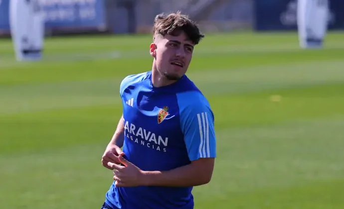 El Getafe intensifica negociaciones con el Zaragoza por el fichaje de Adrián Liso