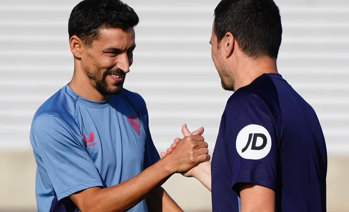 Navas, novedad en una sesión sin Ocampos ni Romero