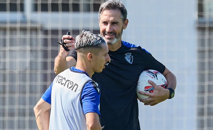 Bryan Zaragoza completa su primera sesión como jugador de Osasuna