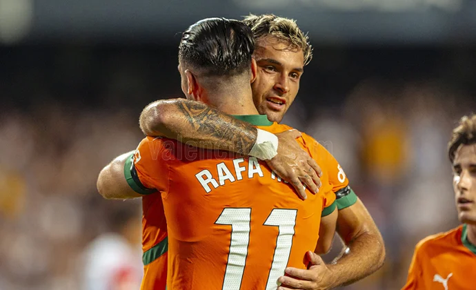 Ficha técnica del amistoso: Valencia 3-2 Eintracht