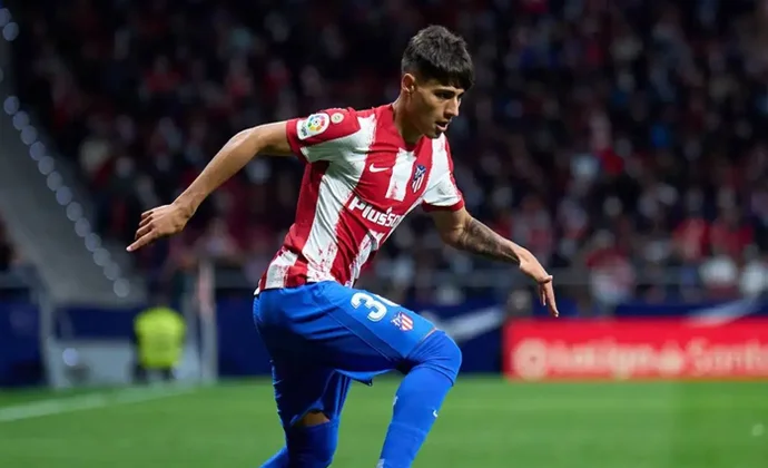 Alavés y Atlético negocian la cesión de Carlos Martín