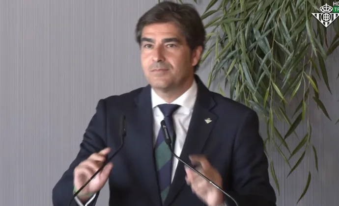 Haro y Fajardo, sobre Ricardo Rodríguez, Rodri, Abde, Ayoze, Isco, Carvalho, Fekir, Vitor Roque y las inscripciones