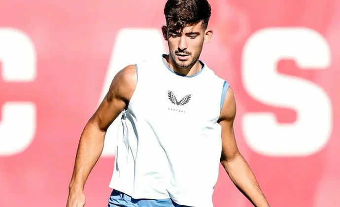 Juanlu, Badé, Marcao, Kike Salas, Ocampos y Romero ya están con el grupo