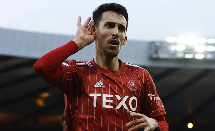 El Girona cierra los flecos del fichaje de Miovski