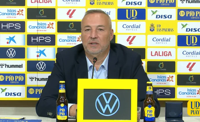 Ramírez vuelve a avisar a Álvaro Valles, habla de Bassinga y revela que falta un fichaje