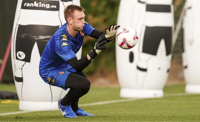 Hein, Luis Pérez y Javi Sánchez completan la sesión del martes con el grupo