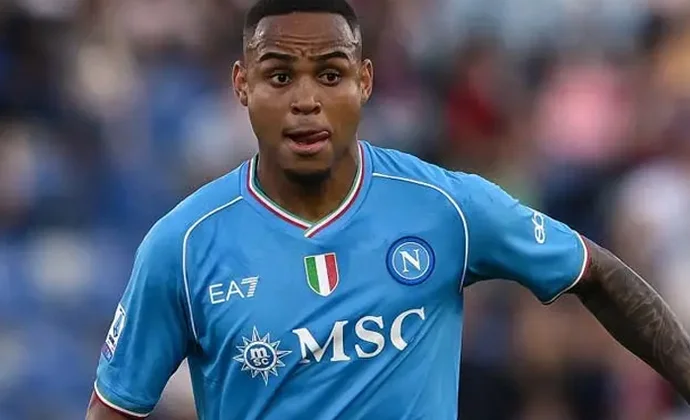 El Betis cierra el fichaje de Natan, que ya ha llegado a Sevilla