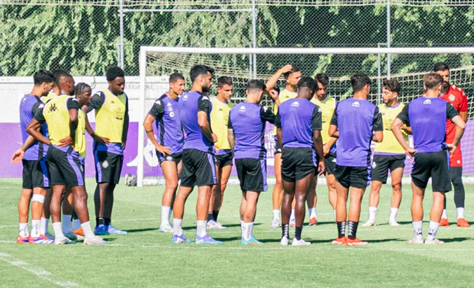 Kenedy y Anuar, al margen en el entrenamiento del miércoles