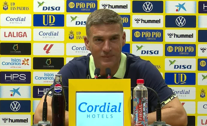 Carrión explica cómo llega el equipo y habla de las bajas, la portería, Álex Suárez, Marvin, Viti Rozada, Cédric, el sistema y el Sevilla