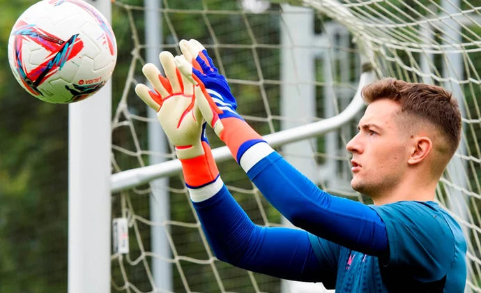 Agirrezabala sigue trabajando parcialmente sin el alta médica