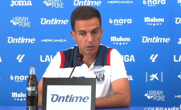 Borja Jiménez, sobre Tapia, Dmitrovic, Óscar, Sáenz, el sistema y Osasuna