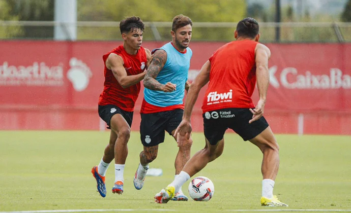 Sesión de recuperación con la única baja de Llabrés