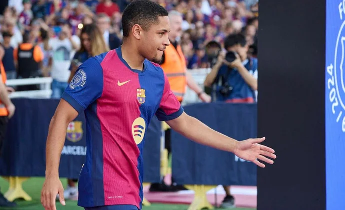 Barcelona y Sporting CP negocian el traspaso de Vitor Roque