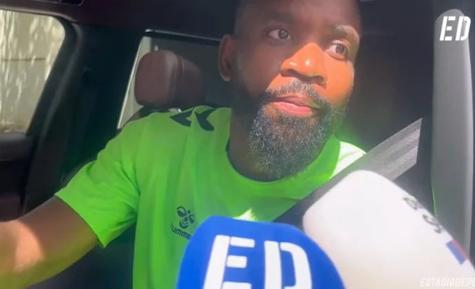 Bakambu no puede asegurar que pueda volver en octubre