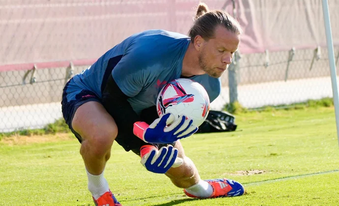 Jordan y Suso, únicas bajas en la sesión de miércoles