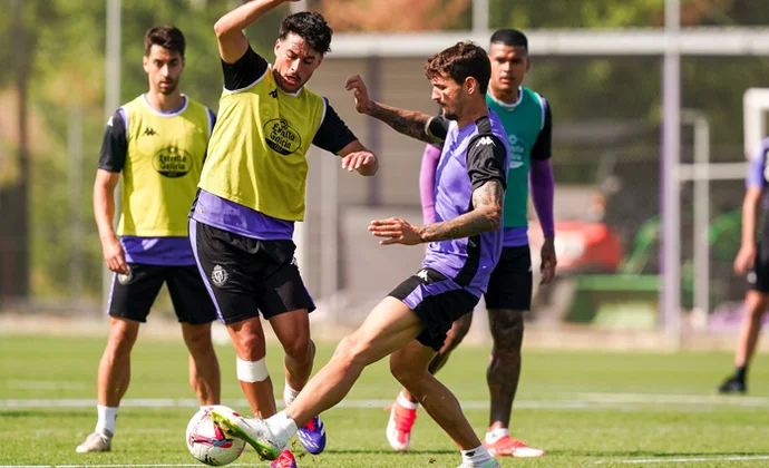 Raúl Moro y Amath siguen sin completar la sesión a tres días del partido