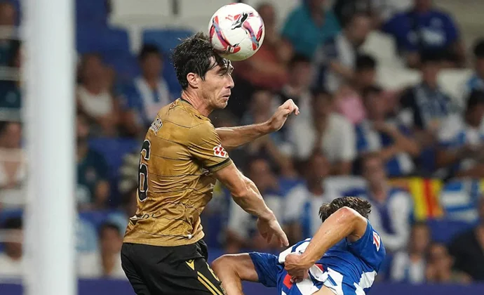 Imanol, pendiente de los problemas físicos de Zubeldia, Aritz Elustondo y Pacheco