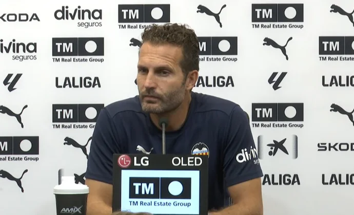 Baraja habla de Fran Pérez, Canós, Ozkacar, Mamardashvili, Rioja, el Athletic y las rotaciones