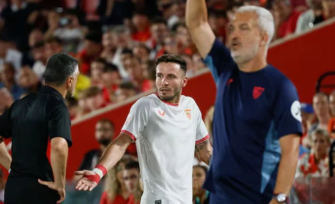 Saúl se expone a una sanción de 2 a 4 partidos por desconsideración al árbitro