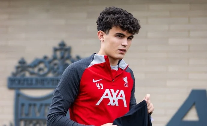 El Barcelona pide al Liverpool la cesión de Stefan Bajcetic