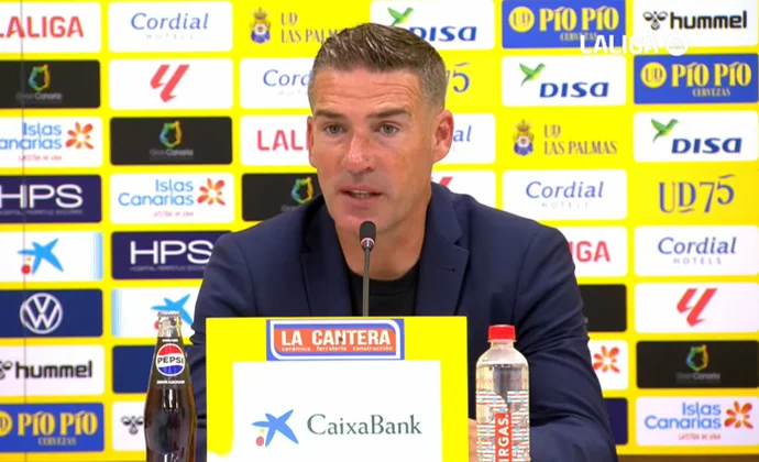 A Carrión le sabe a poco el punto y habla de Campaña, McBurnie, el mercado y su once tipo