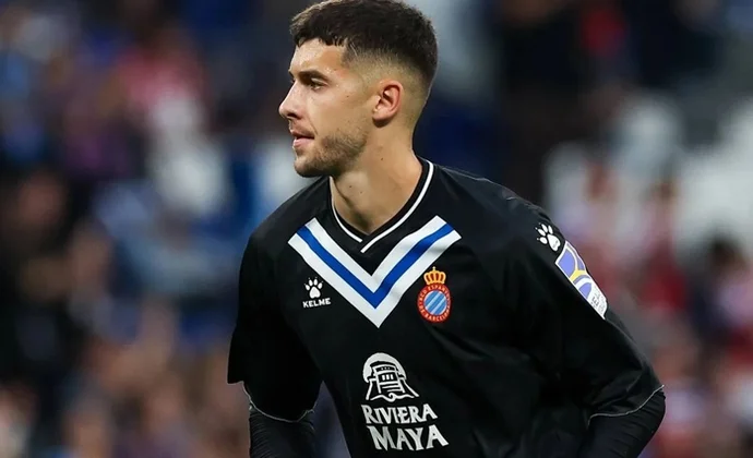 El Arsenal presenta una oferta por Joan García y el Espanyol pide la cláusula