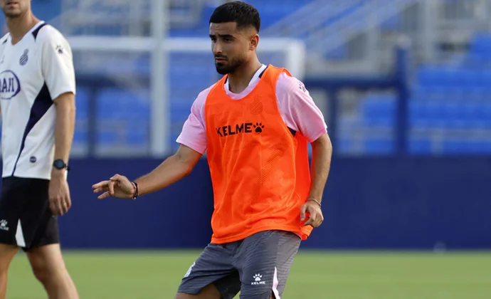 Ünüvar completa su primera sesión. Cabrera y Expósito, bajas