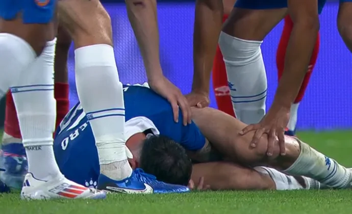 Calero, sustituido en los minutos finales por un golpe en el tobillo