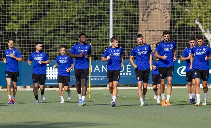 Osasuna vuelve al trabajo sin Kike Barja ni Muñoz y con Areso con limitaciones