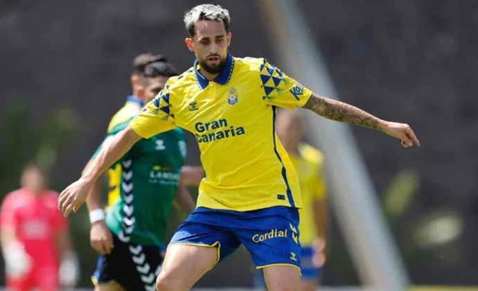 Januzaj y Pejiño podrían estar listos tras el parón, según Canarias 7