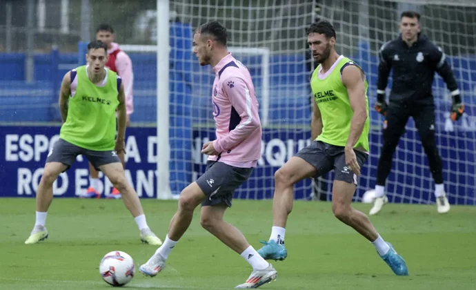 El Espanyol completa una doble sesión de trabajo sin Calero ni Cabrera