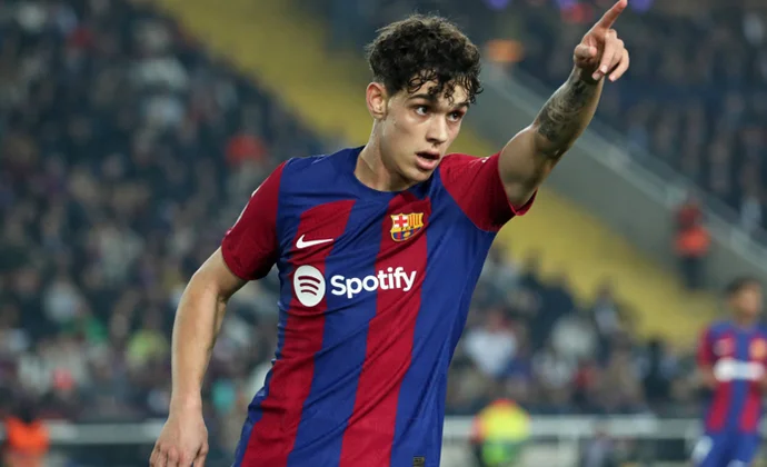 Héctor Fort no acudirá a los entrenamientos de la Sub-19 por una erupción cutánea