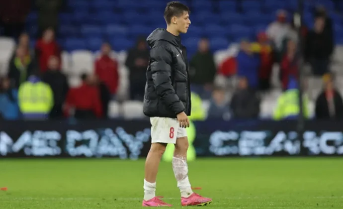 Arda Güler esquiva una lesión y solo sufre un golpe