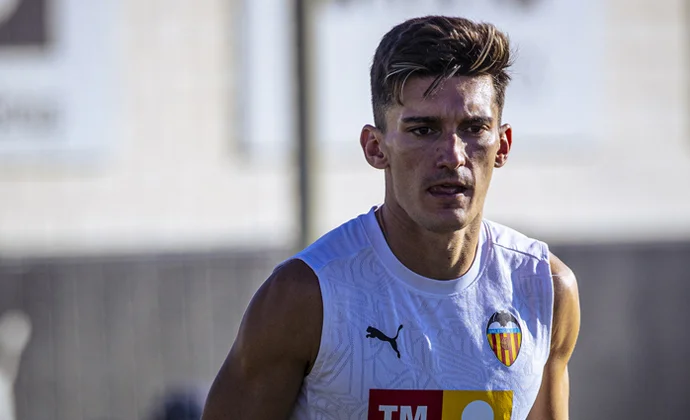 Pepelu, Fran Pérez y Dani Gómez completan la sesión. Rafa Mir se queda en el gimnasio