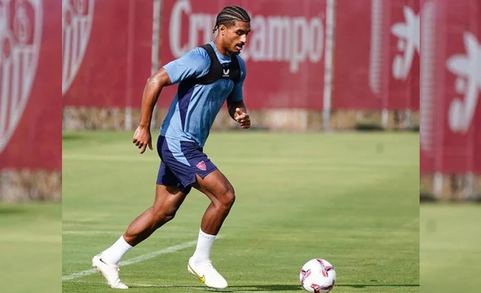 Badé ya toca balón al margen y apunta a volver antes de que termine septiembre