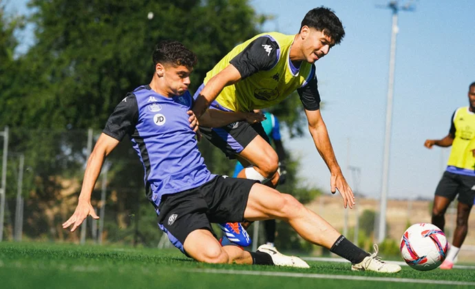 Javi Sánchez sigue fuera por molestias en el sóleo y es seria duda