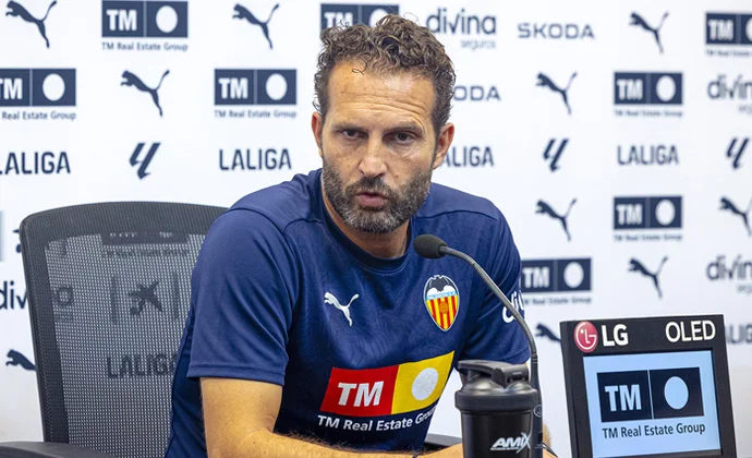 Baraja habla de Rafa Mir, Pepelu, Almeida, Fran Pérez, Warren, Barrenechea, Caufriez, Valera, Dani Gómez, Guerra y el Atlético