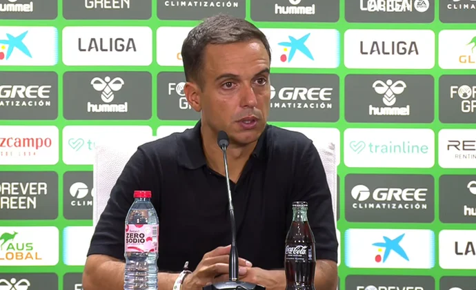 Borja Jiménez reconoce que los cambios no salieron bien y no cree que el problema sea la falta de gol