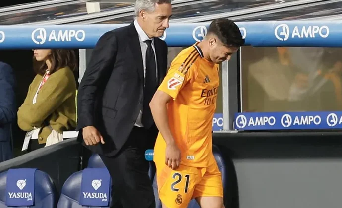 Brahim tuvo que ser sustituido por una lesión en el aductor