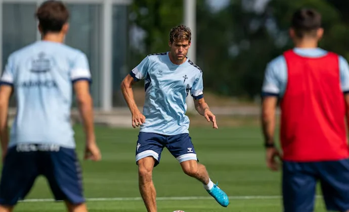 Sesión de recuperación en Mos sin los cuatro lesionados y con pruebas a Jailson