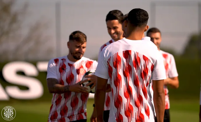 Yangel Herrera completa la sesión con el grupo antes de enfrentarse al PSG