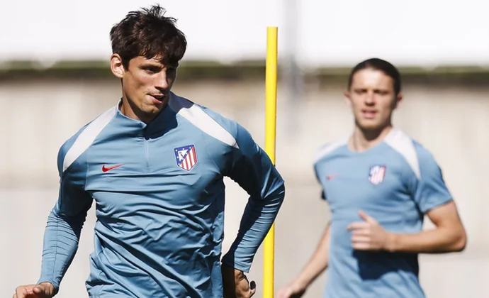 Simeone ensaya once para recibir mañana al RB Leipzig