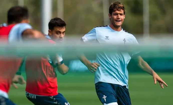 Carlos Domínguez inicia su incorporación progresiva al grupo este miércoles